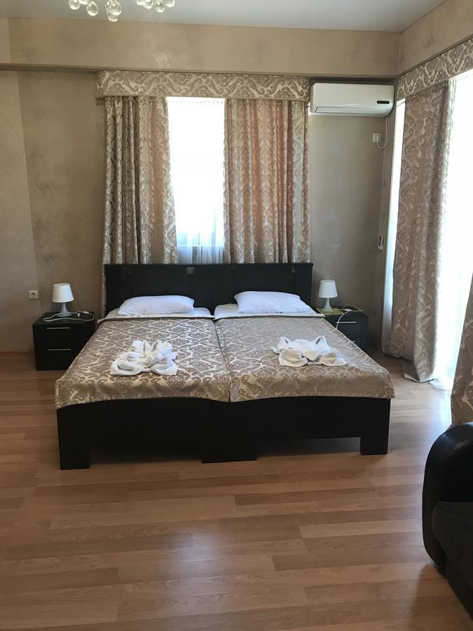 Lernest Hotel New Athos ภายนอก รูปภาพ