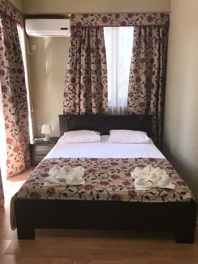 Lernest Hotel New Athos ภายนอก รูปภาพ